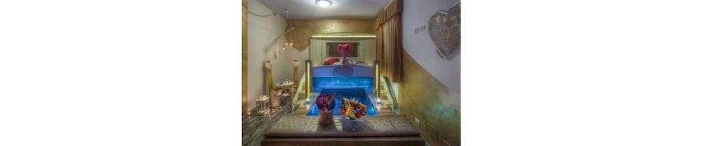 Hotel Butterfly - We Suite Торе дел Лаго Пучини Екстериор снимка